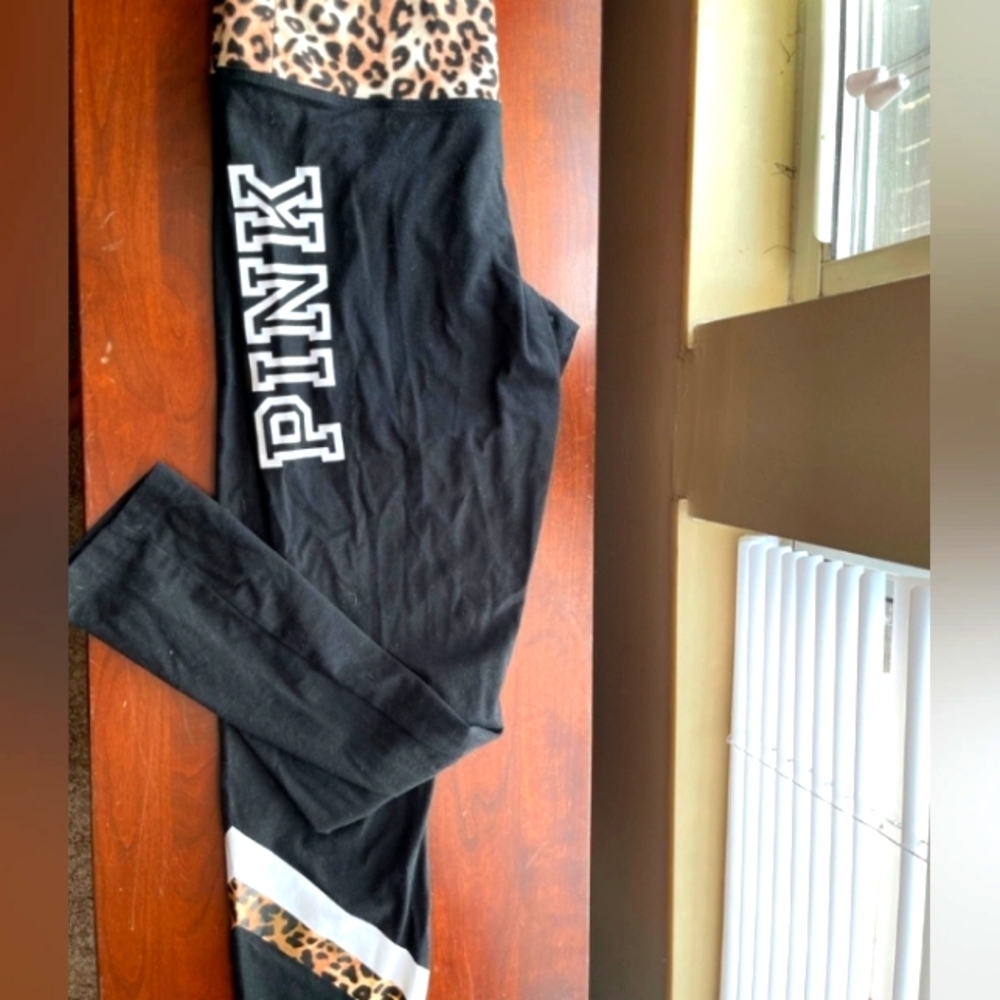 Leopard PINK Victoria secret leggings